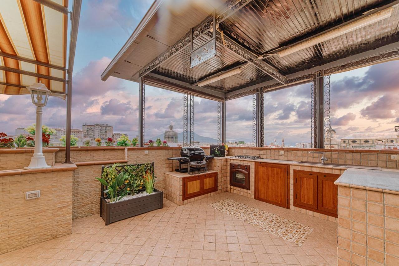 La Terrazza Nel Centro Villa Napels Buitenkant foto